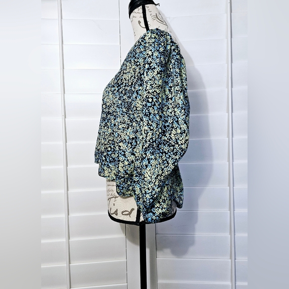 STEVE MADDEN STEVIE FLORAL TOP - Picture 2 of 13